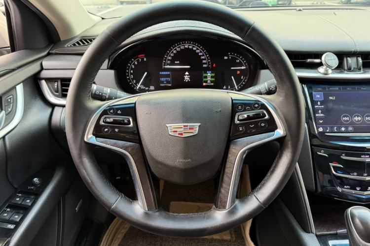 Used Cadillac XTS 2018 28T Tech Edition Steering Wheel