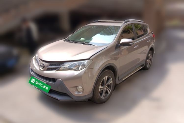 Used Toyota RAV4 2015 2.0L CVT Two-Wheel Drive Fashion Edition