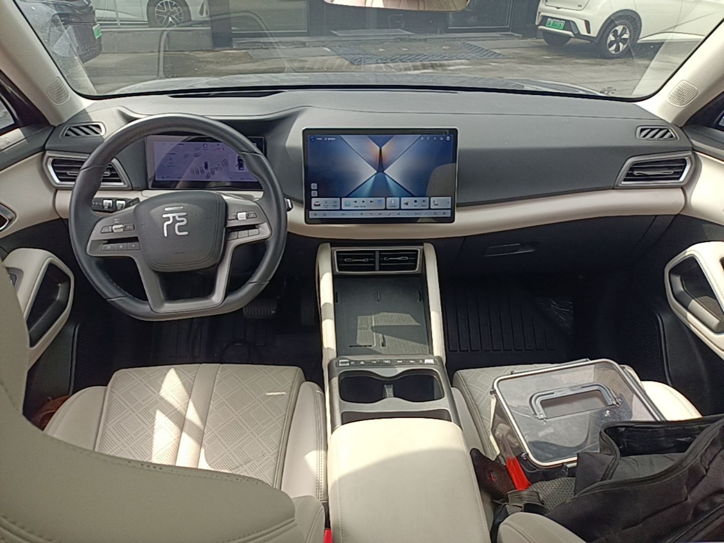 BYD Yuan UP 2025 Intelligent Driving Version 401 km Beyond-Range Edition — снимка 12