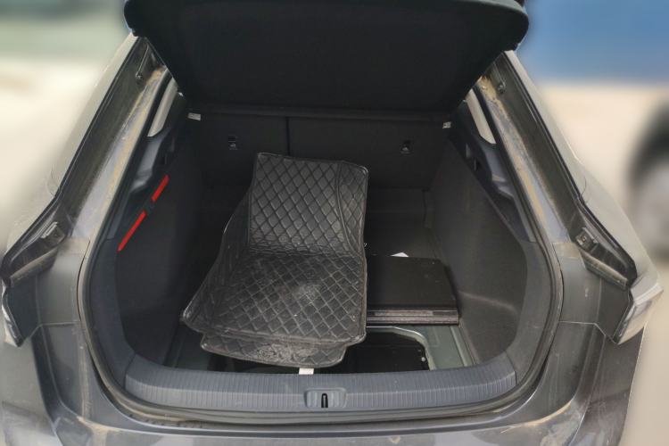 Used Volkswagen ID.7 VIZZION 2024 PRO Model Trunk