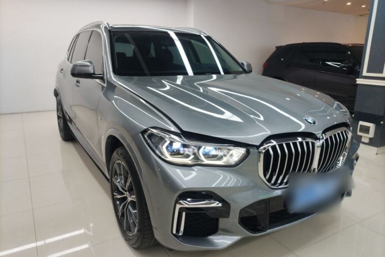 Used BMW X5 2022 Restyled xDrive 30Li Luxury Version M Sport Package
