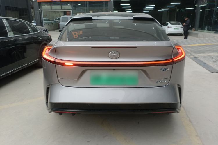 Used Toyota bZ5 2025 Model 550 PRO
