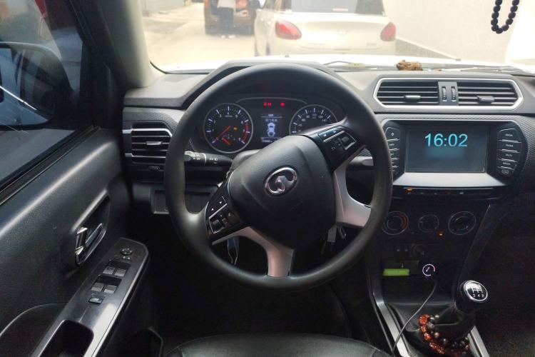 Used Great Wall Wingle 5 2017 2.4L European-spec Gasoline 4x4 Elite Version Big Double Cab 4G69S4N
