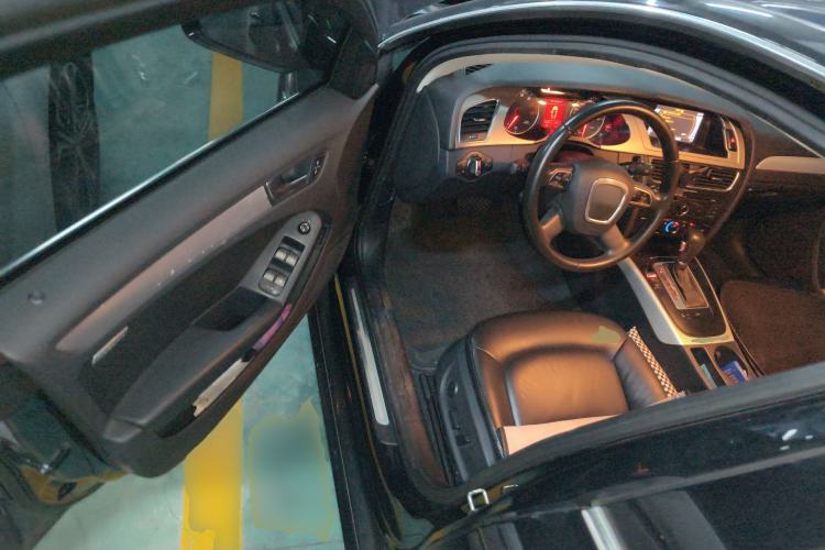 Used Audi A4L 2011 2.0 TFSI Technology Edition