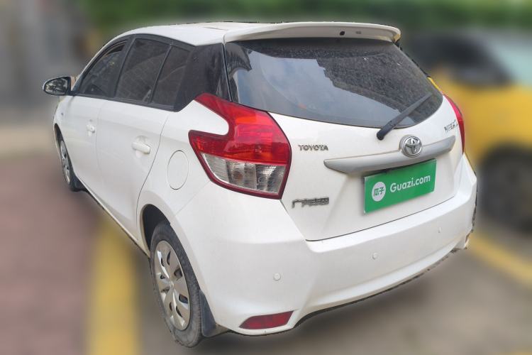 Used Toyota YARiS L Zhi Xuan 2015 1.5E Automatic Charm Edition