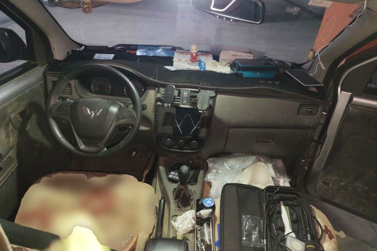 Used Wuling Rongguang V 2016 1.2L Practical Version
