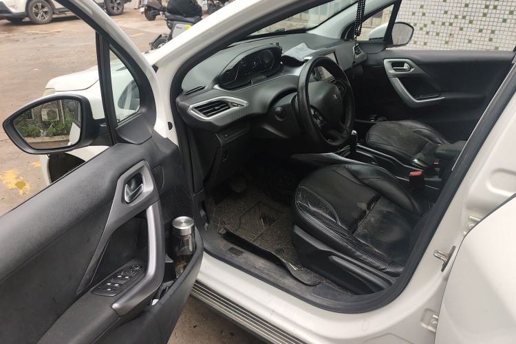 Used Peugeot 2008 2014 1.6L Automatic Fashion Edition
