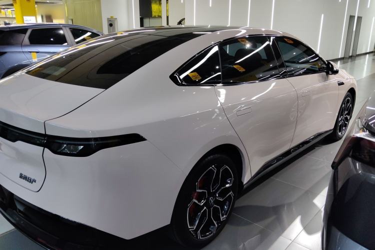 Used Nissan N7 2025 510 Pro