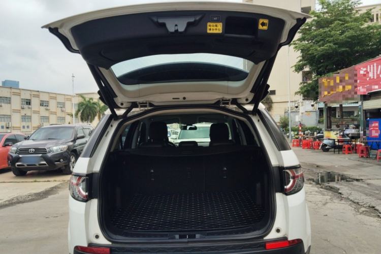 Used Land Rover Discovery Sport 2016 2.0T SE Trunk