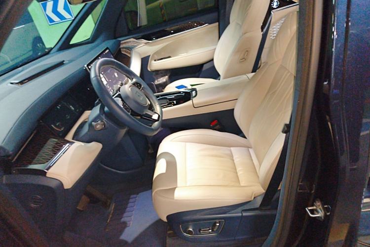 Used Zeekr 009 2022 WE Edition