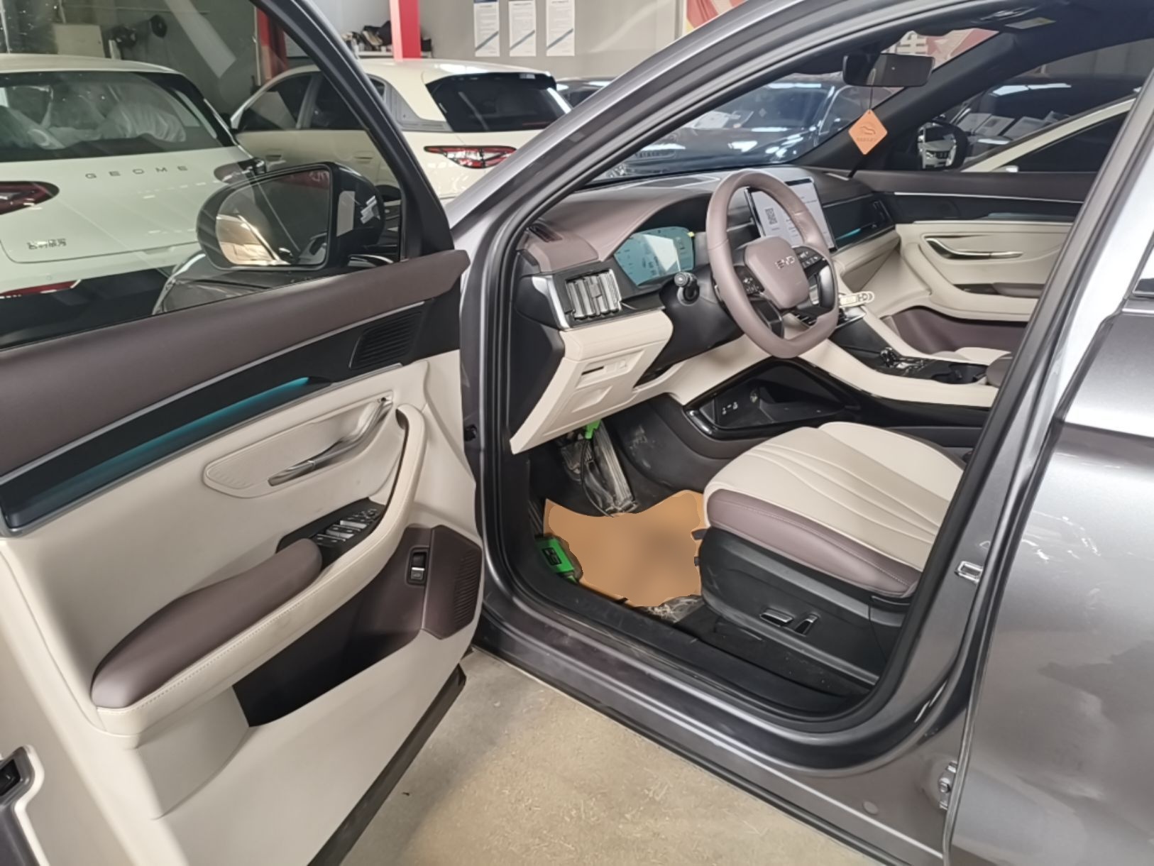 BYD Song PLUS New Energy 2025 DM-i Intelligent Driving 112KM Prestige Model — снимка 18