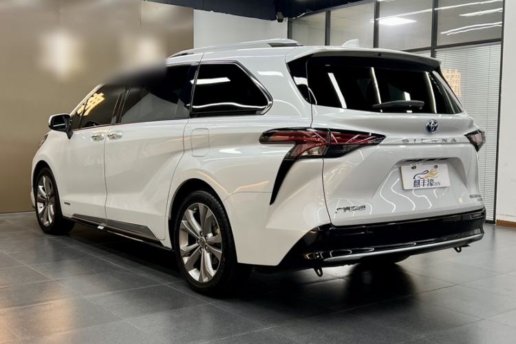 Used Toyota SIENNA 2021 2.5L Hybrid Ultimate Edition Exterior 3