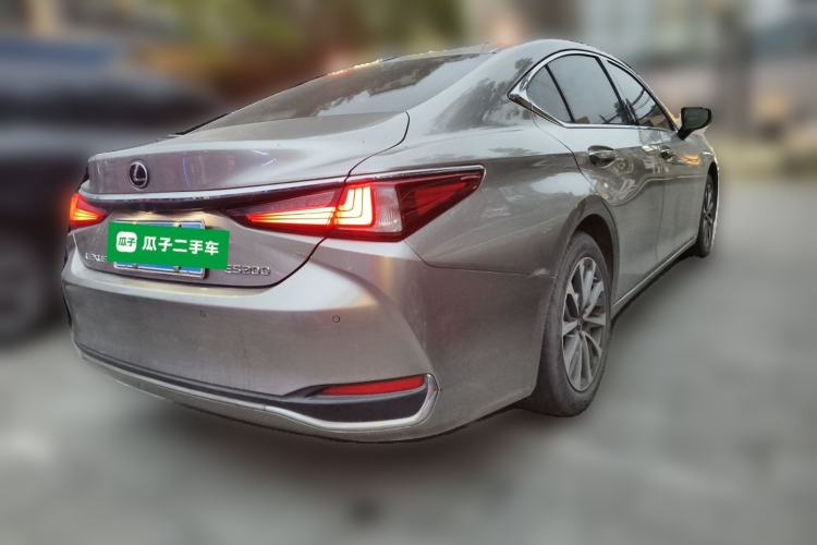 Used Lexus ES 2021 200 Excellence Edition