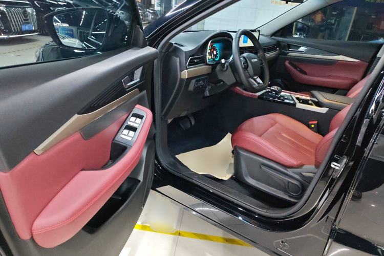 Used JETOUR X70 2024 1.5T DCT Glory PRO 5-Seater
