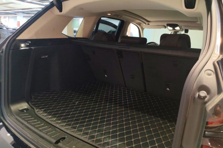 Used BMW X3 2023 xDrive30i Leading Model M Night Edition Package Trunk