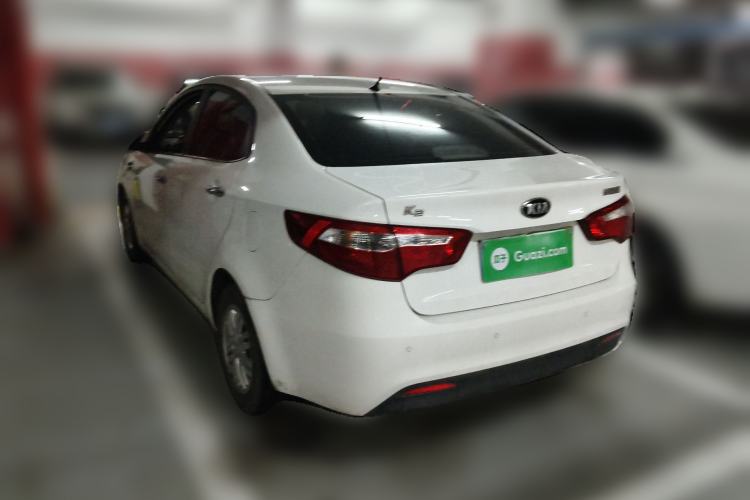 Used Kia K2 2012 Sedan 1.4L MT TOP Commemorative Edition

