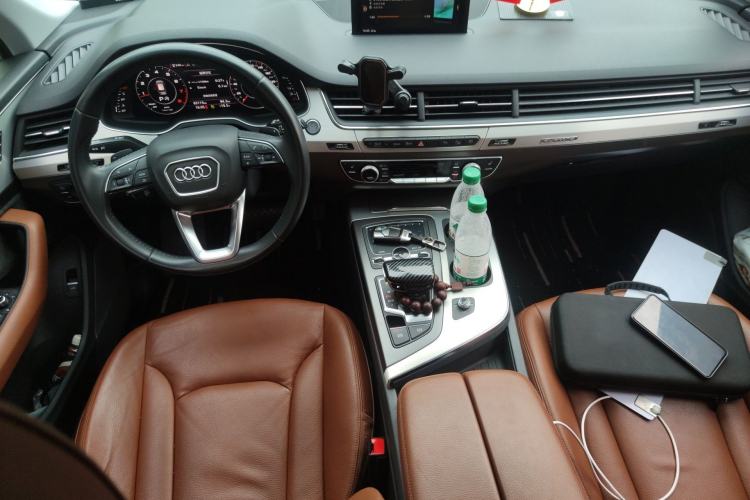 Used Audi Q7 2019 45 TFSI Comfort Model