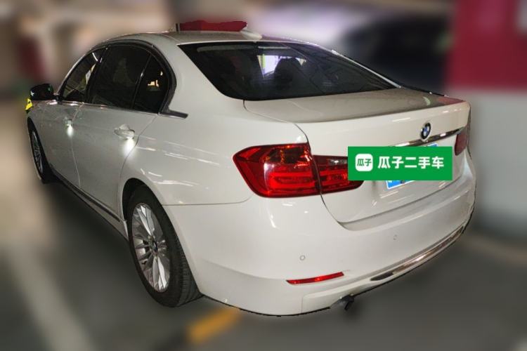 Used BMW 3 Series 2013 Facelifted 320Li Luxury Design Package
