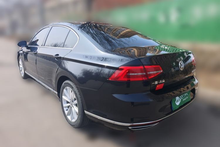 Used Volkswagen Magotan 2019 330TSI DSG Leading Model China VI Standard