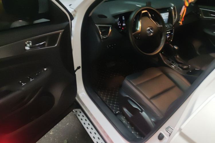 Used CHANGAN CS75 2016 1.8T Automatic Elite Model China V Standard Driver Seat