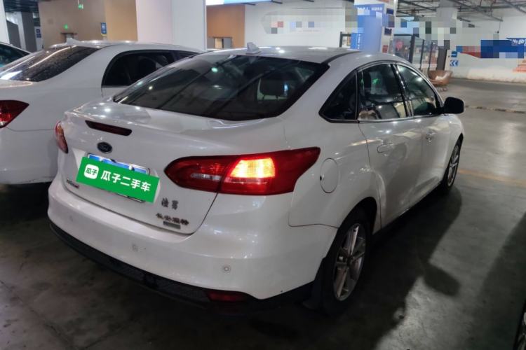 Used Ford Focus 2017 Sedan EcoBoost 125 Automatic Supreme Style SmartDrive Edition
