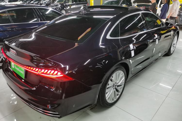 Used Audi A7L 2024 45TFSI S-line Dream-Building Edition Flow Crystal Package
