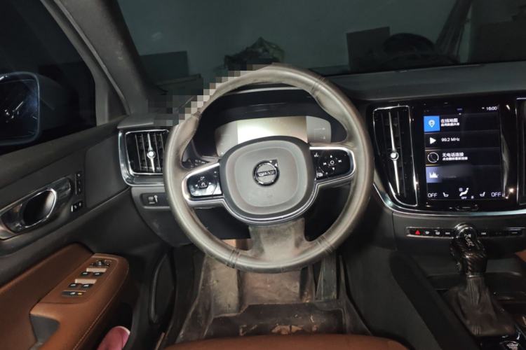 Used Volvo S60 2021 T4 Zhiyi Luxury Edition Steering Wheel