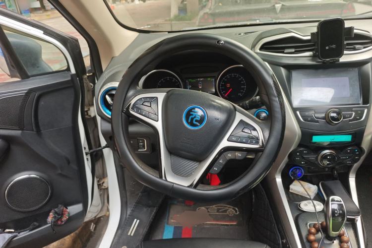 Used BYD Yuan New Energy 2018 EV360 Smart Connect Cool Edition
