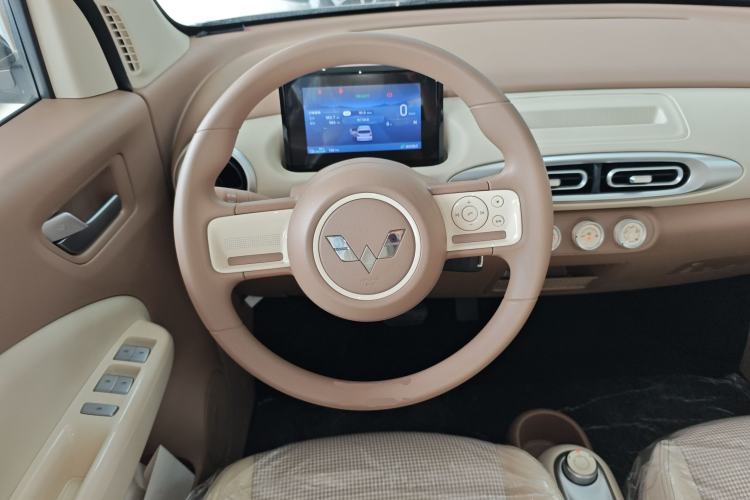 Used Wuling Hongguang MINIEV 2025 Four-Door Version Advanced Edition
