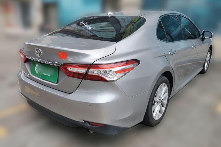 Used Toyota Camry 2021 2.0G Luxury Edition
