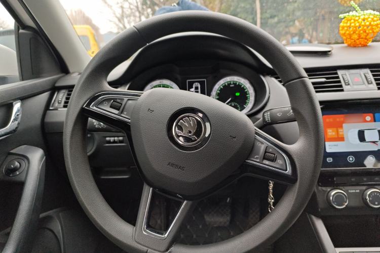 Used Skoda Octavia 2021 1.5L Automatic Comfort Edition