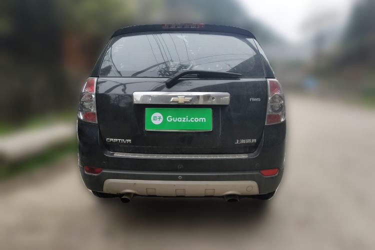 Used Chevrolet Captiva 2012 2.4L 4x4 Flagship Edition 7 Seats