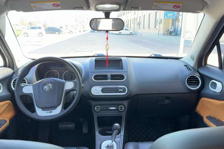 Used MG 3SW 2015 1.5L AMT Elite Model