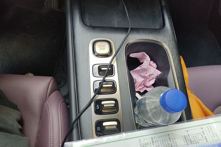 Used Xiaomi Auto SU7 2024 Rear-Drive Ultra-Long Range Advanced Pro-Level Intelligent Driving Version Gear Lever