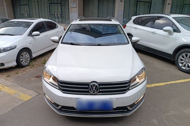 Used Volkswagen Magotan 2012 Travel Edition 2.0 TSI Comfort Version
