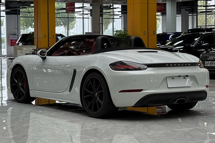 Used Porsche 718 2018 Boxster 2.0T
