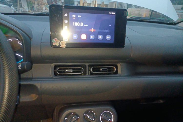 Used Wuling Hongguang New Energy 2025 Extended-Range Hybrid 50KM Comfort Version