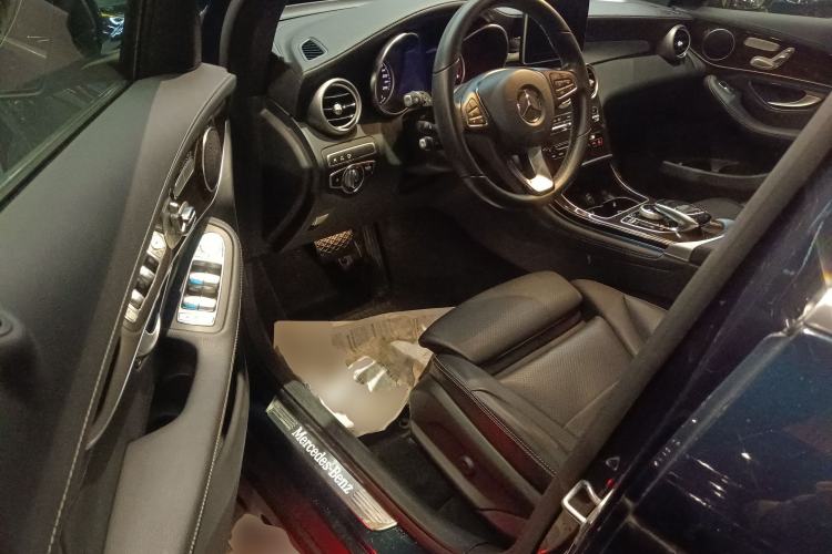 Used Mercedes-Benz GLC 2019 Facelift GLC 260 L 4MATIC Luxury Model