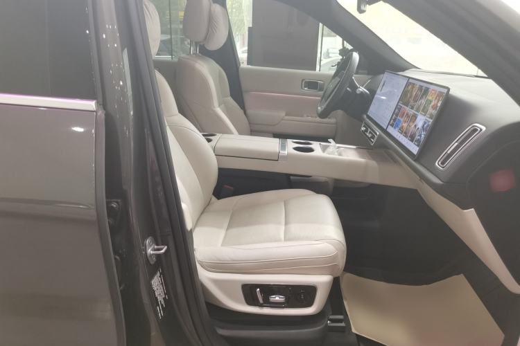 Used Li Auto L9 2023 Pro Model
