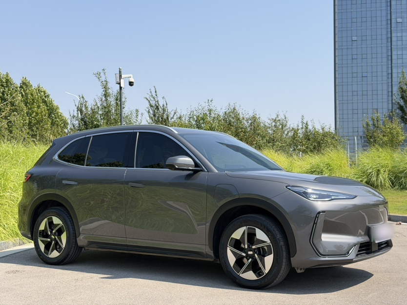 Geely Galaxy E5 2026 Model 610km Exploration+ Edition — снимка 15