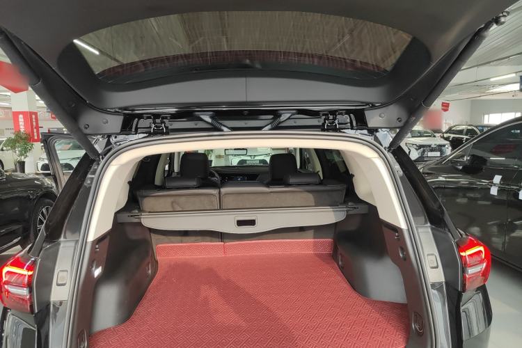 Used Buick Envision 2022 Encore Plus 652T Five-Seat All-Wheel-Drive Luxury Model
