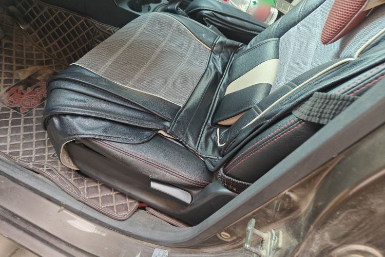 Used Dongfeng Fengon 330 2014 1.5L Manual Utility Version DK15