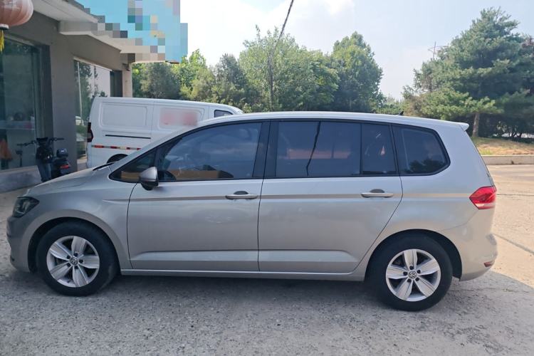 Used Volkswagen Touran 2018 Volkswagen Touran L 280TSI DSG Style Edition 7 Seats China VI Standard
