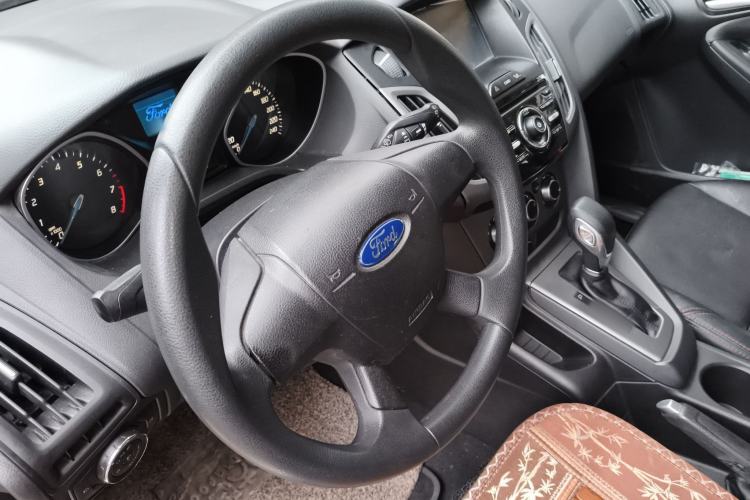 Used Ford Focus 2012 Hatchback 1.6L Automatic Comfort Model
