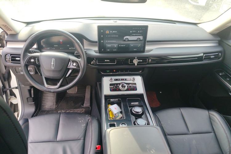 Used Lincoln Aviator 2022 3.0T V6 Two-Wheel Drive Zunyue Edition Center Console