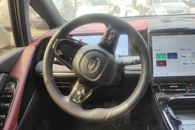 Used GAC Trumpchi M8 2023 Zongshi Series 400T Ultimate Edition Steering Wheel