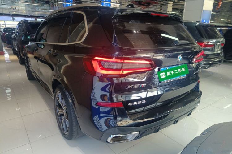 Used BMW X5 2022 Restyled xDrive 40Li M Sport Package
