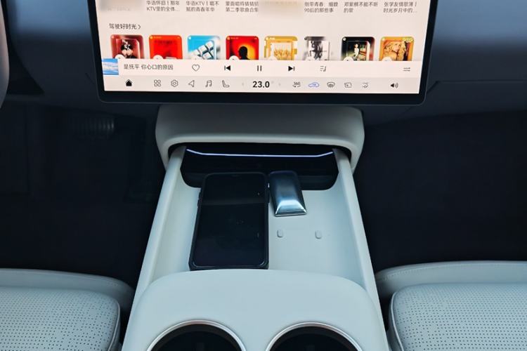 Used Avatr 06 2025 Pro Range-Extended Edition Interior 3