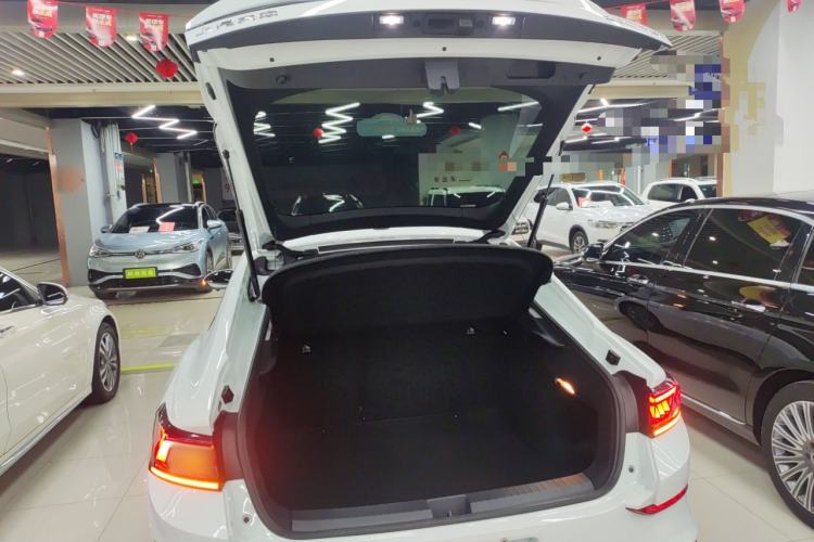 Used Volkswagen Lamando 2024 Lingdu L 200TSI DSG Trendy & Spicy Edition