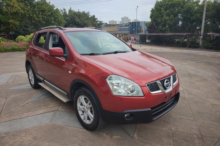 Used Nissan Qashqai 2012 2.0 XL Fire CVT 2WD Front Right 45 Deg